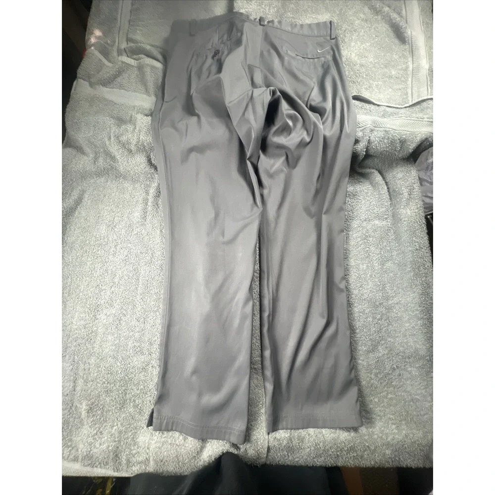 Nike Dri-Fit Standard Fit Gray Golf‎ Pants  Mens Size 38x32